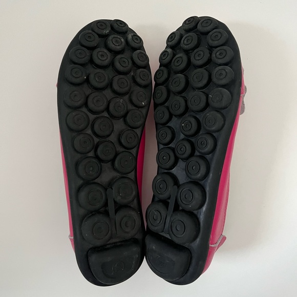 •Ultra Comfy Floral flat - Picture 8 of 8